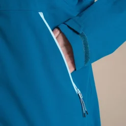 Best Women's Dynamic Pro III Waterproof Jacket | Women Jungle|Waterproof Jackets
