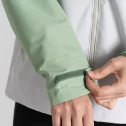 Best Women's Kora Waterproof Jacket | Women Jungle|Hiking Holiday